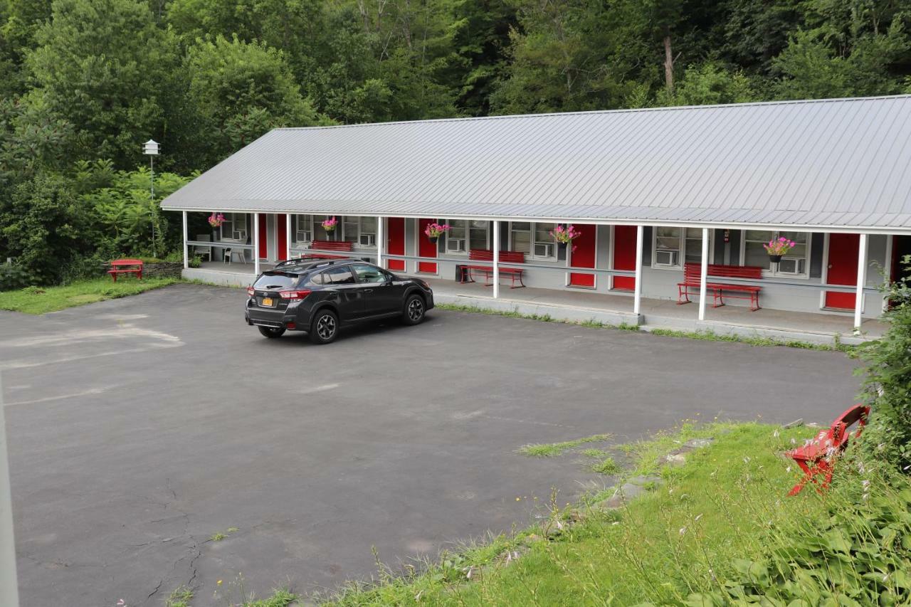 Reynolds House Inn Roscoe